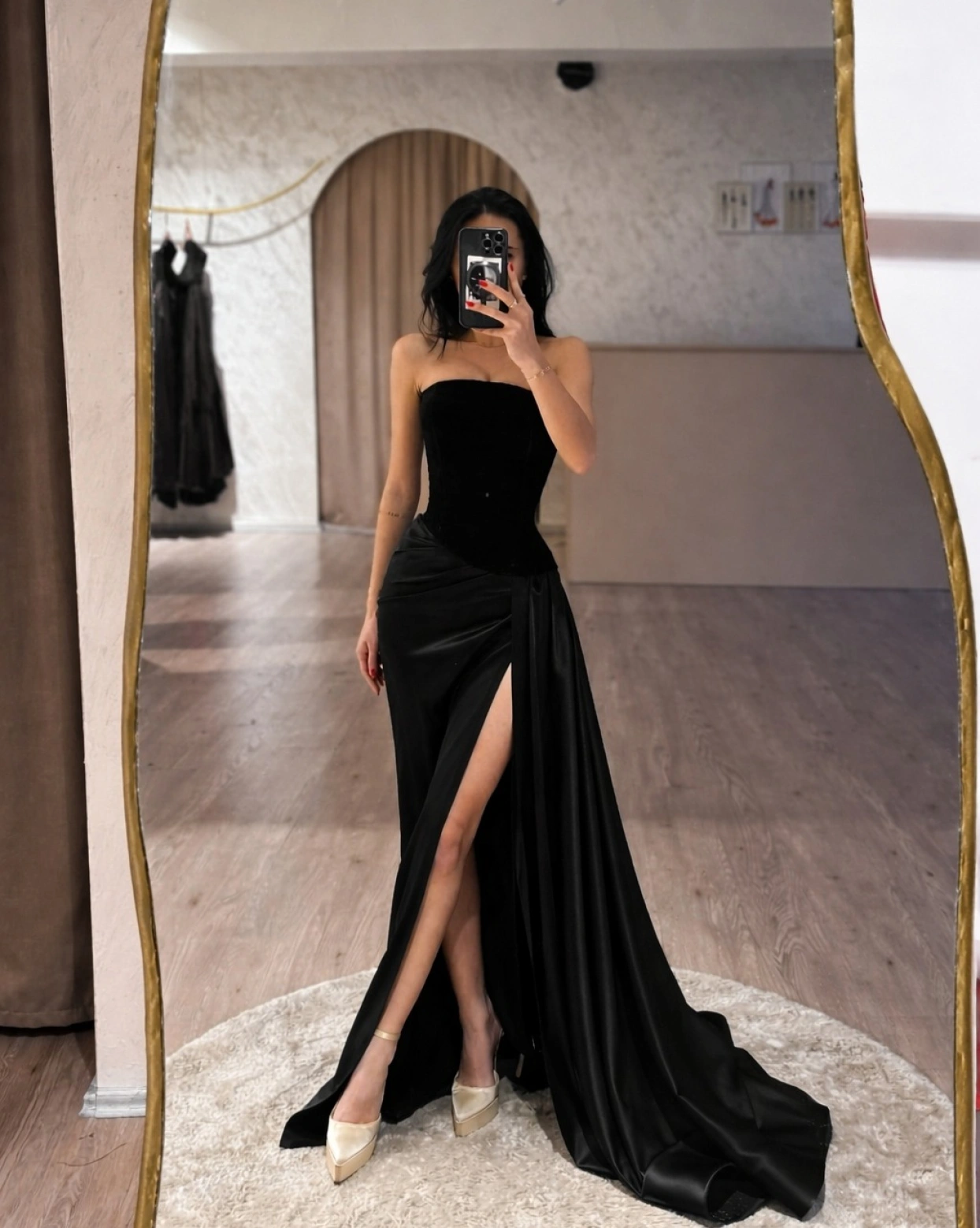 Рокля Noemi Черна