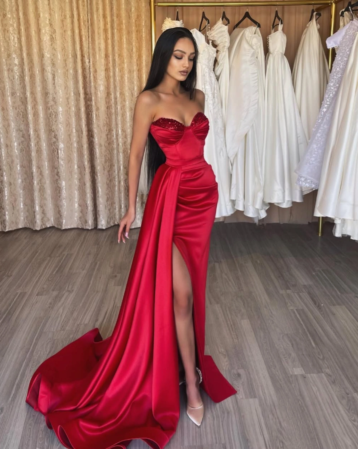 Rochie lunga Hermes Rosu tafta bust cupe cu paiete