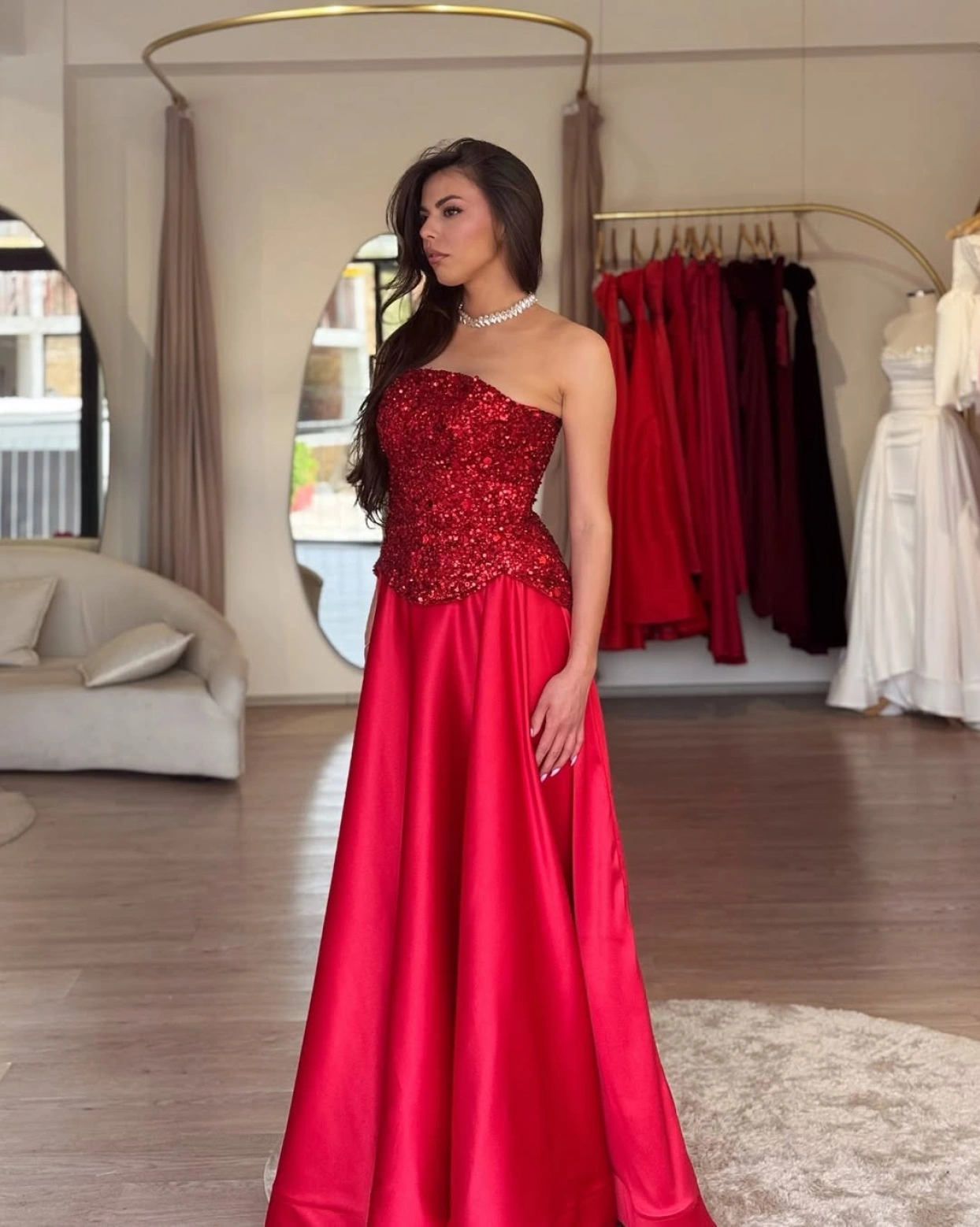 Рокля Velmira червена с корсетен топ и пола