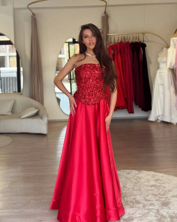 Рокля Velmira червена с корсетен топ и пола