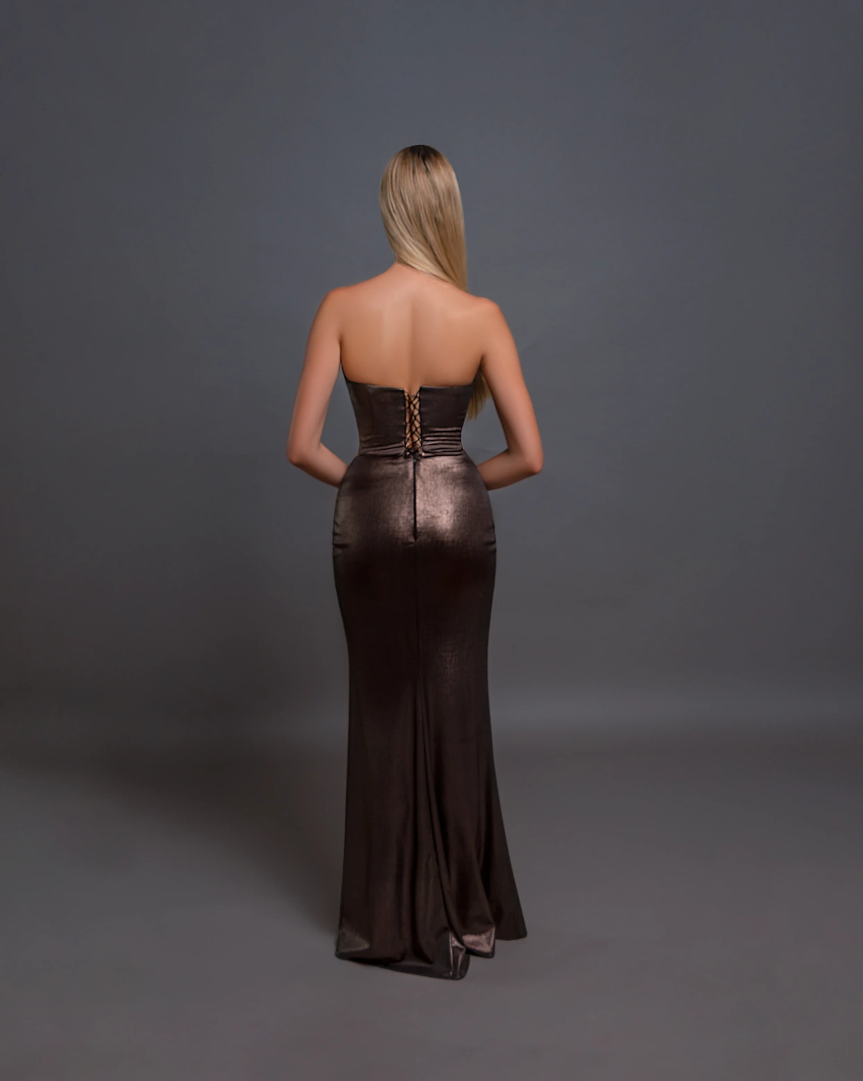 Рокля Yelena Златиста