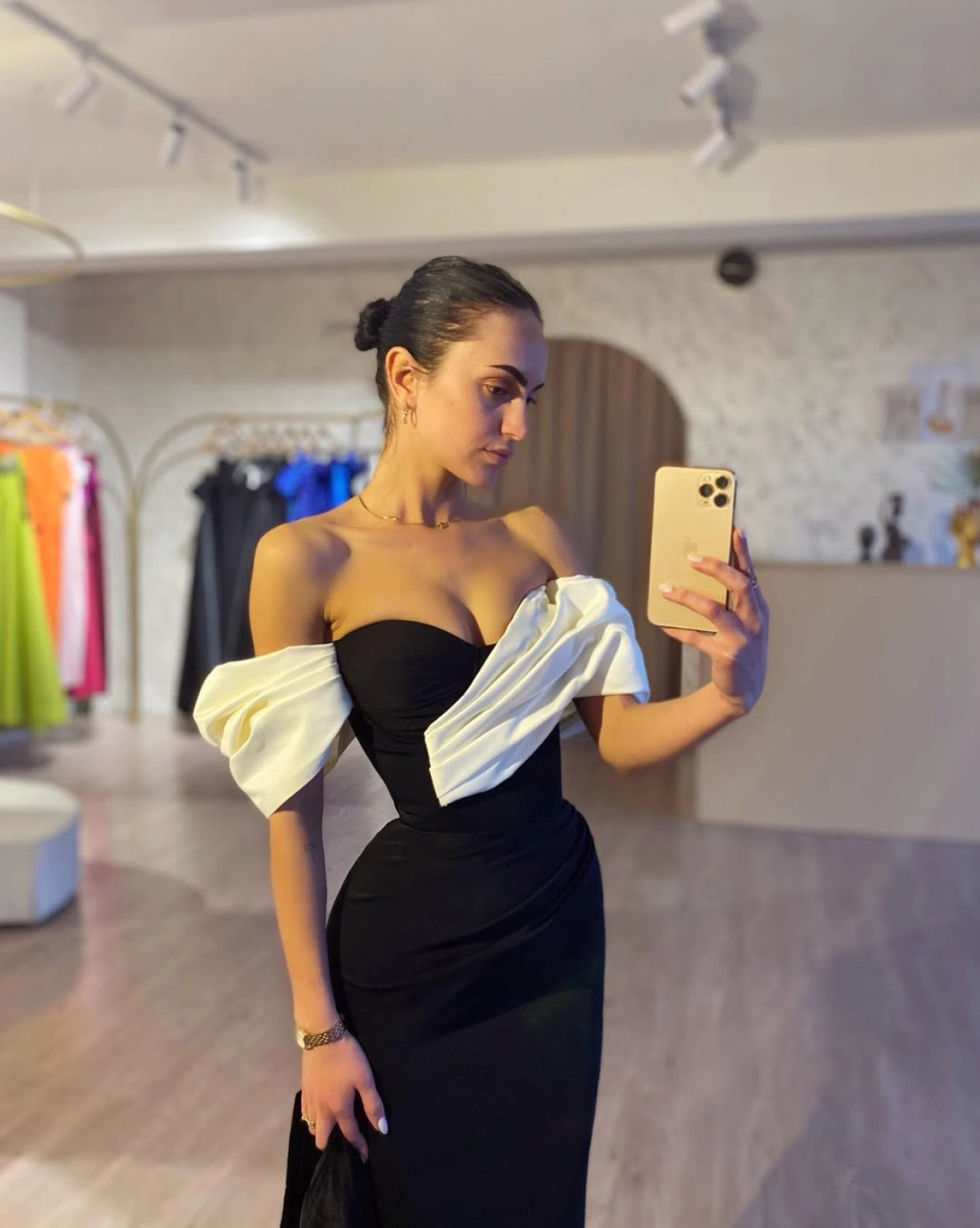 Рокля Yarina Черна