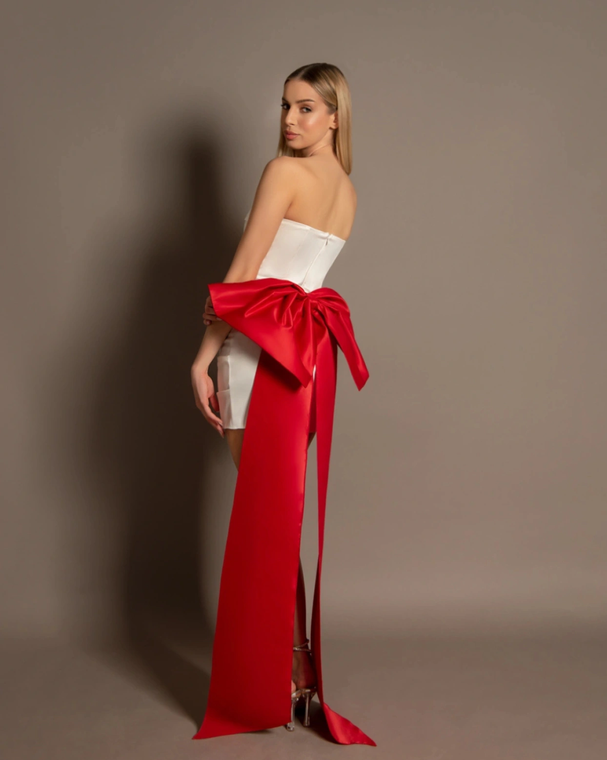 Рокля Valentine Бяло-Червена