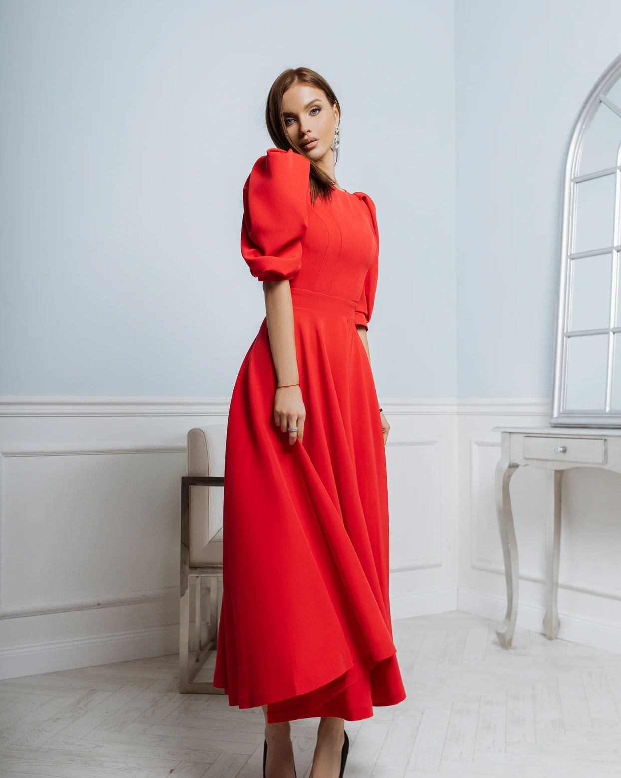 Рокля Elegance Червена