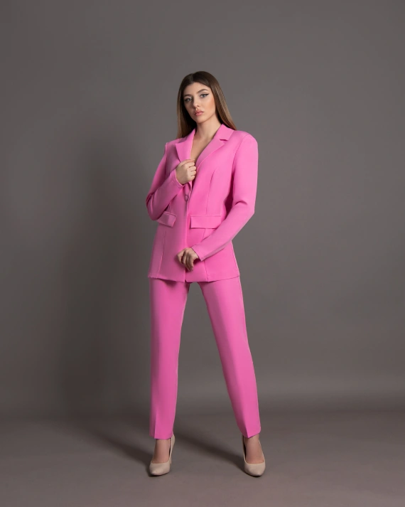Костюм Amira Розов 2 части