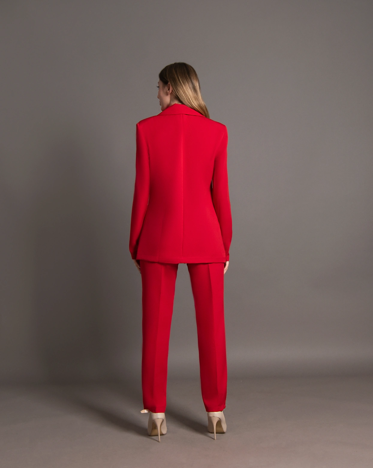 Костюм Amira Червен 2 части