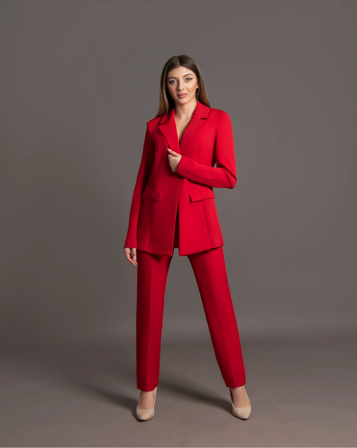 Костюм Amira Червен 2 части