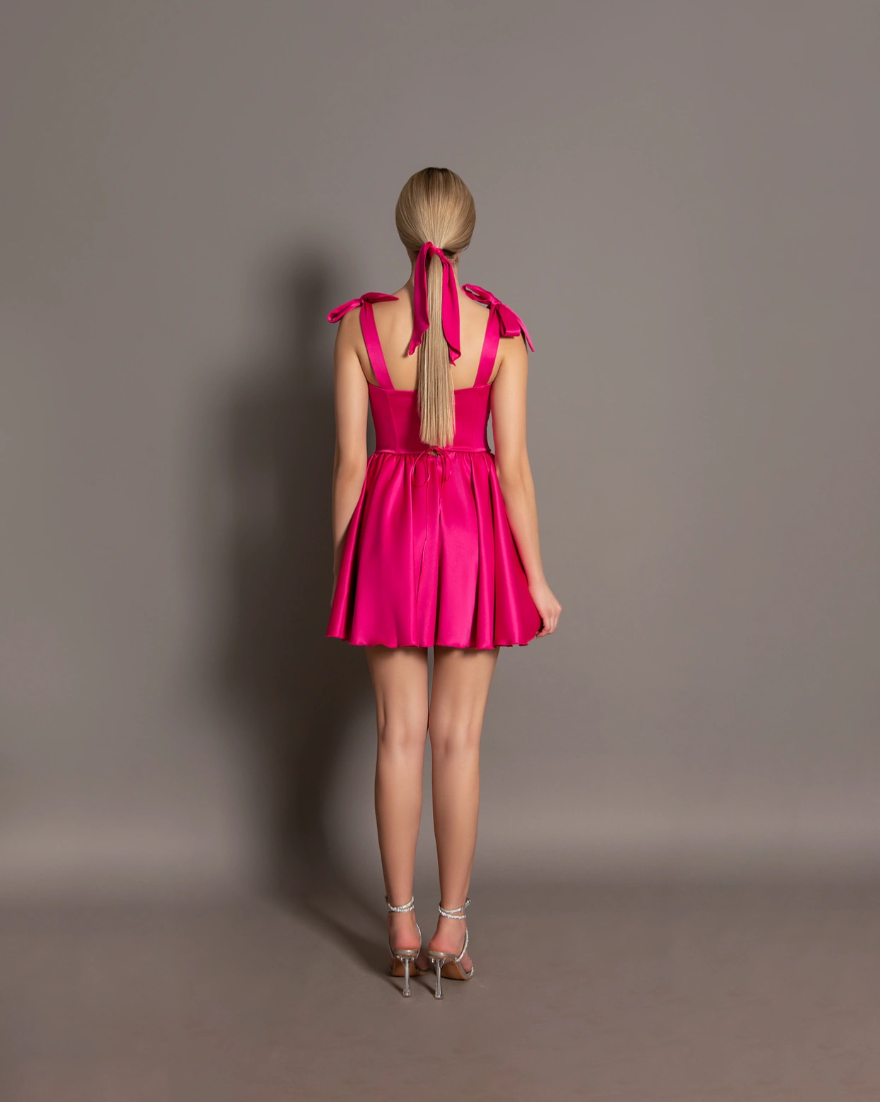 Рокля Eliza Фуксиева