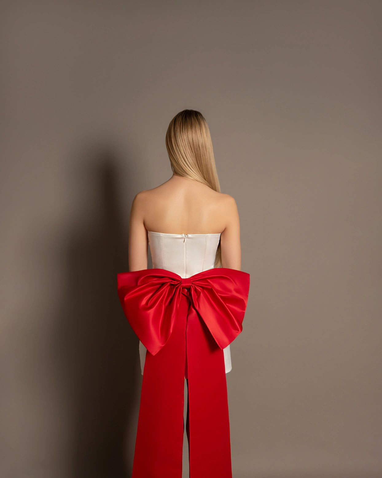 Рокля Valentine Бяло-Червена