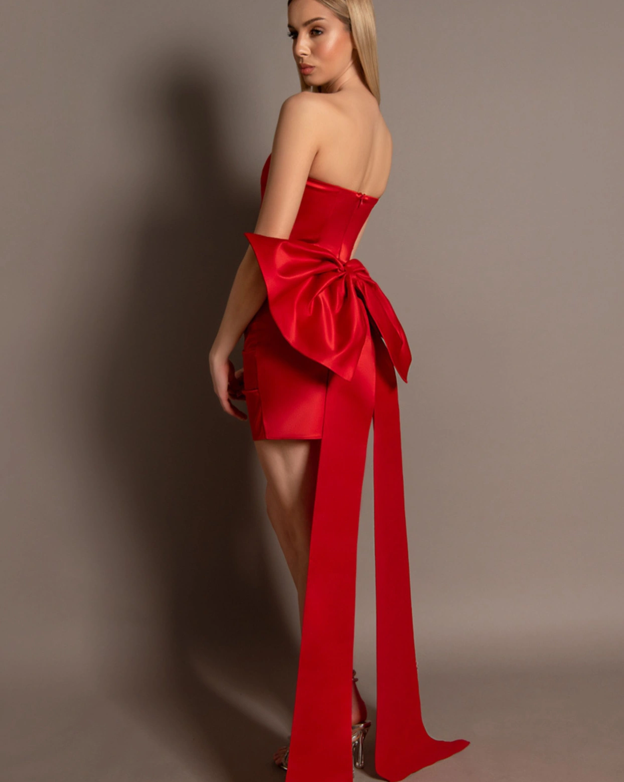 Рокля Valentine Червена