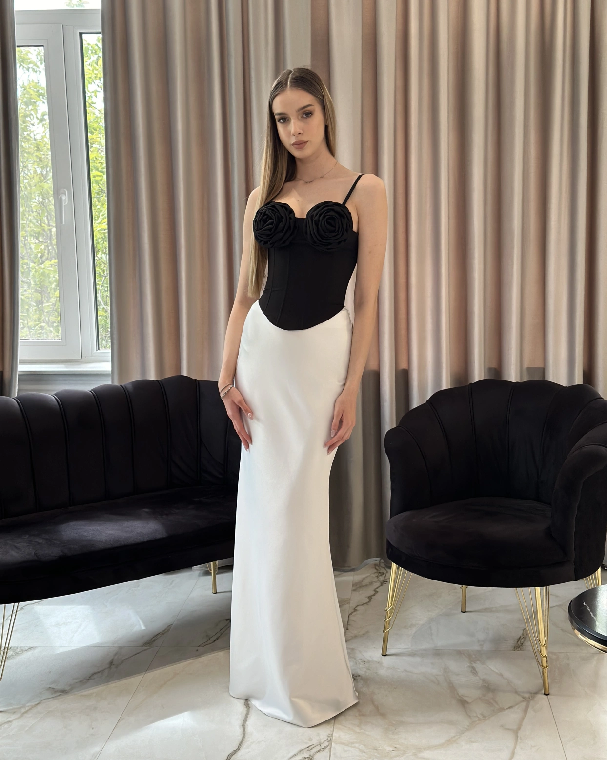 Пола Venus Бяло