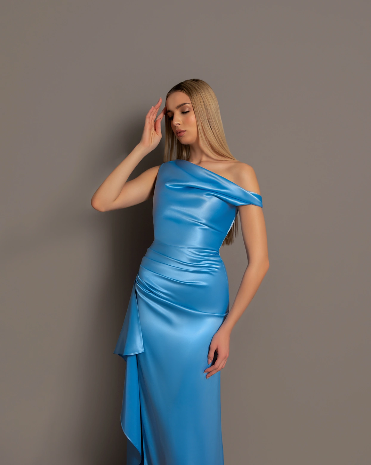 Рокля Carolina Светлосиня