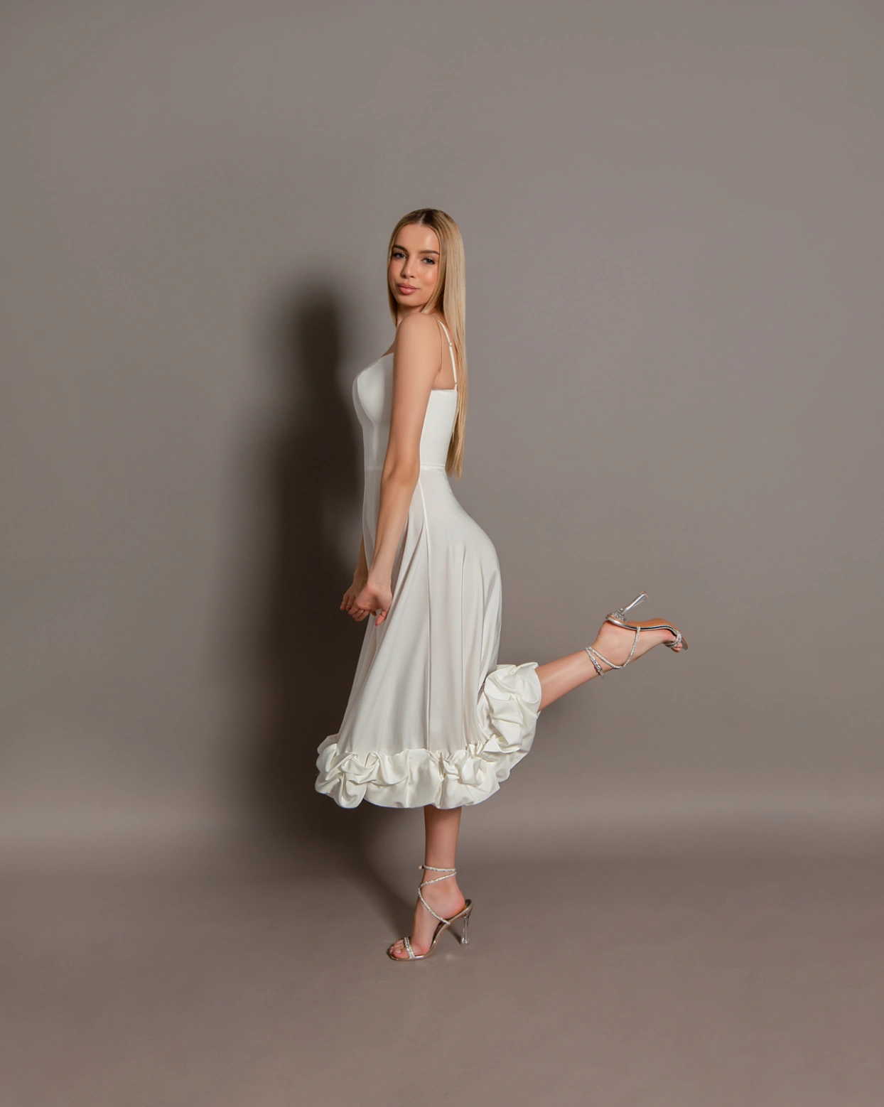 Рокля Juliana Бяла