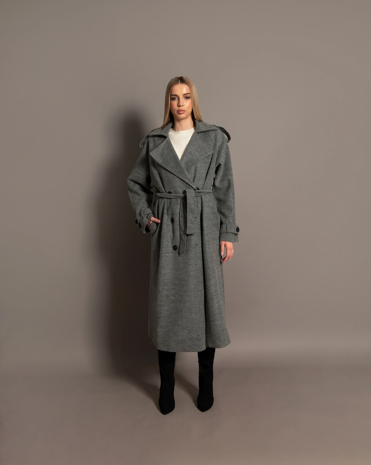 Палто Kevin Сиво закопчаване с копчета, подплатено отвътре