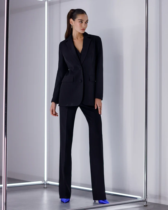 Костюм Arya Черен