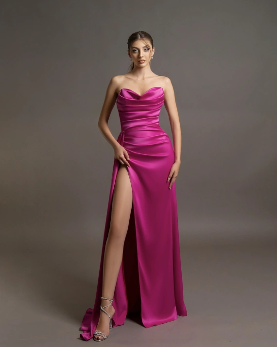 Рокля Serin Фуксиева