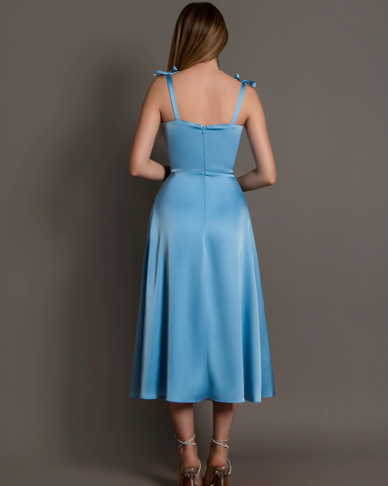 Рокля Anais Бежова Рокля Anais Бежова